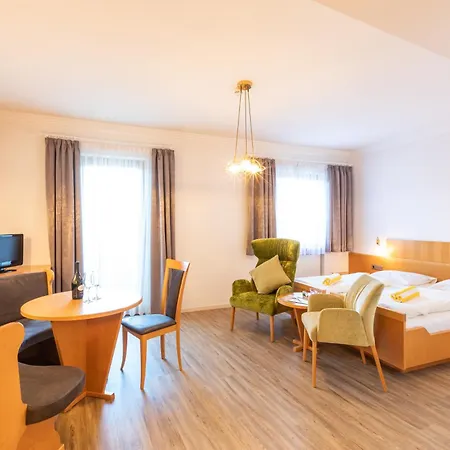 Hotel Winzerhof-2